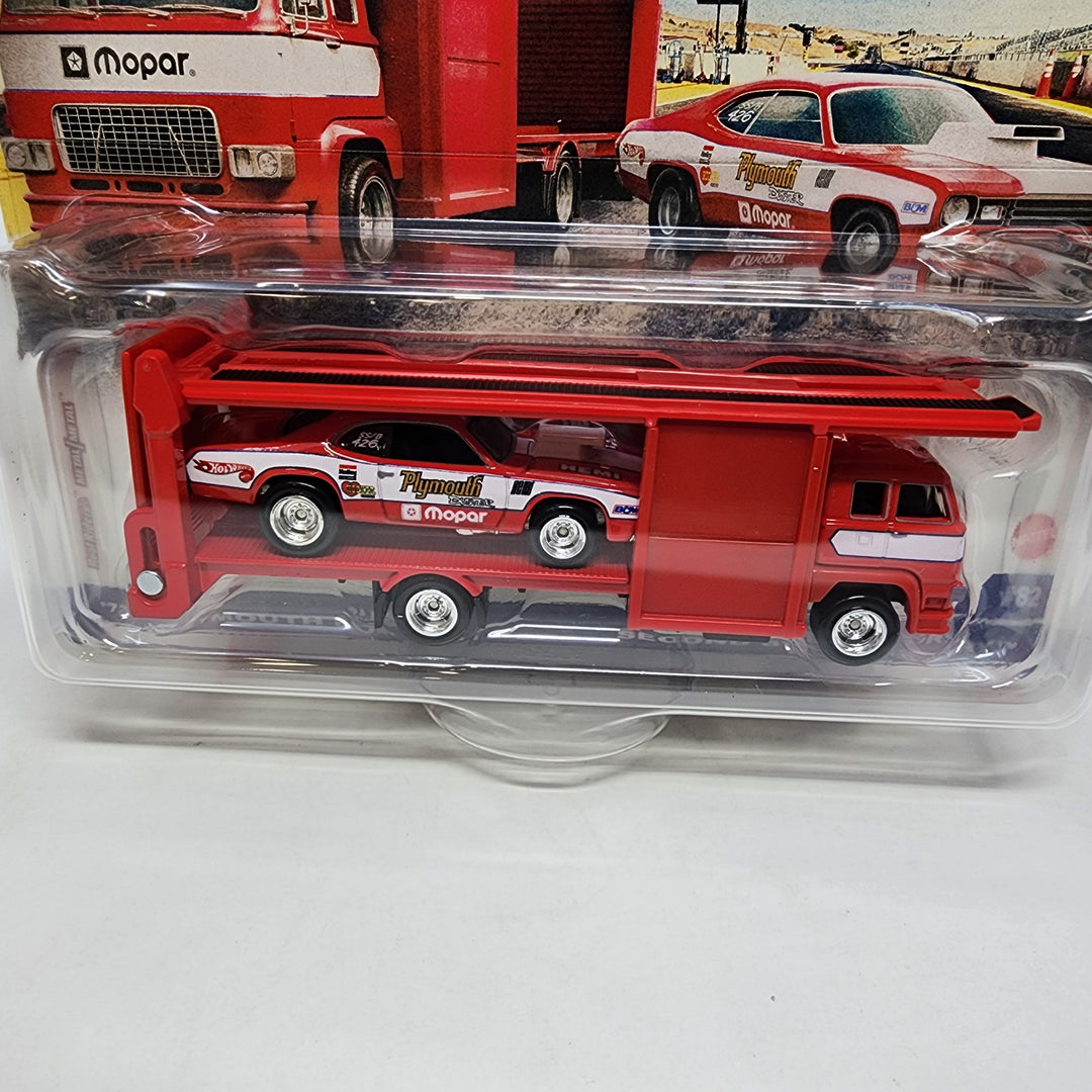 73 Plymouth Duster & Second Story Lorry * 2025 Hot Wheels Team