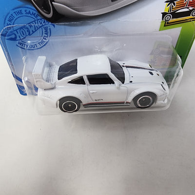 Porsche 993 GT2 #174 * WHITE * Hot Wheels 2021