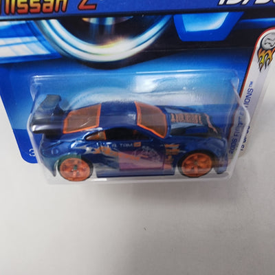 Nissan Z #19 * Blue * Hot Wheels 2006