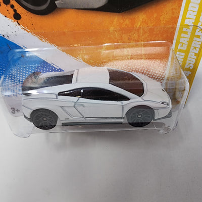 Lamborghini Gallardo LP 570-4 Superleggera #9 * WHITE * Hot Wheels 2011