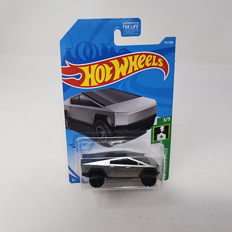 Tesla Cybertruck 
