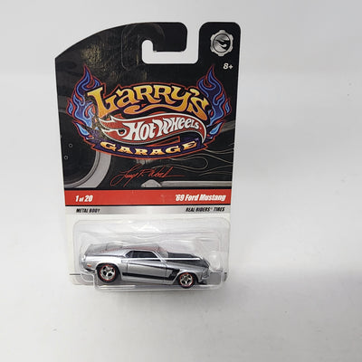 '69 Ford Mustang * Silver * Hot Wheels Garage Larry's