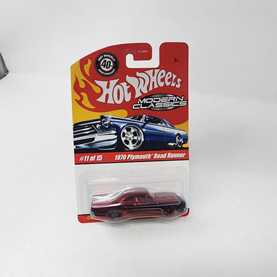 1970 Plymouth Road Runner #11 * RED * Hot Wheels Modern Classics