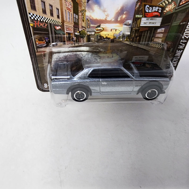 Nissan Skyline H/T 2000GT-X * Silver * Hot Wheels Boulevard