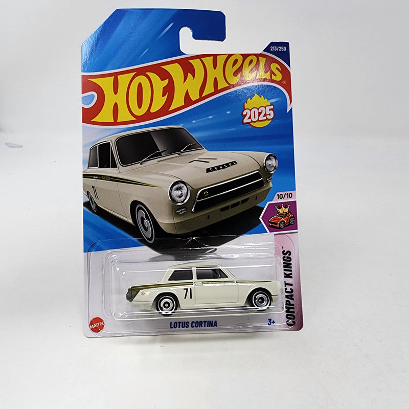 Lotus Cortina 
