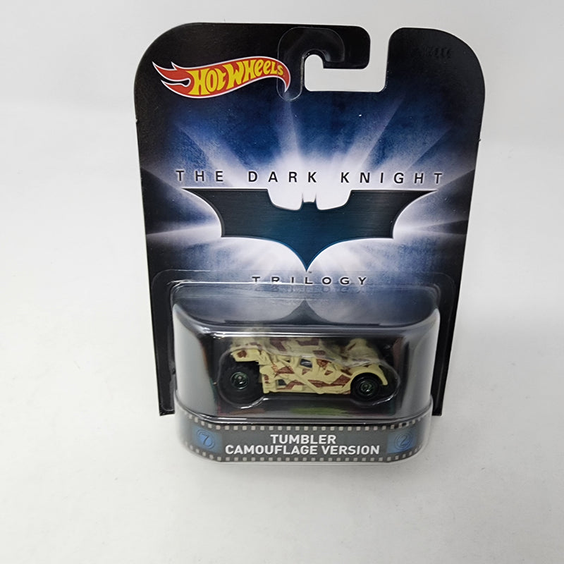 Tumbler Camouflage Batman * Hot Wheels Retro Entertainment