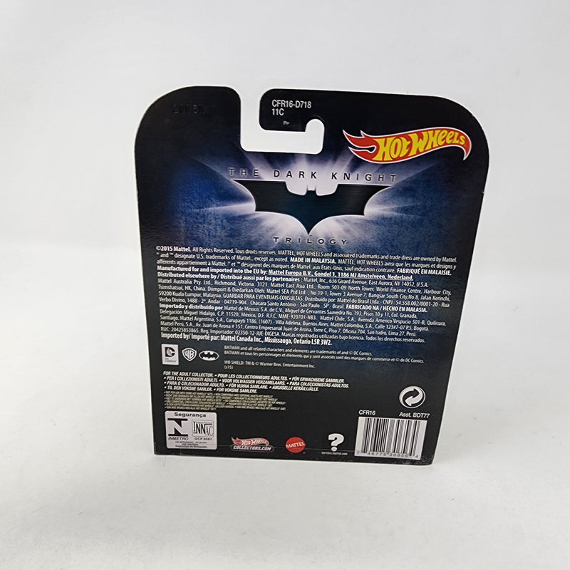 Tumbler Camouflage Batman * Hot Wheels Retro Entertainment