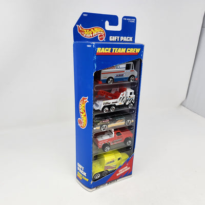 Race Team Crew * 5 Pack * Hot Wheels Gift Pack