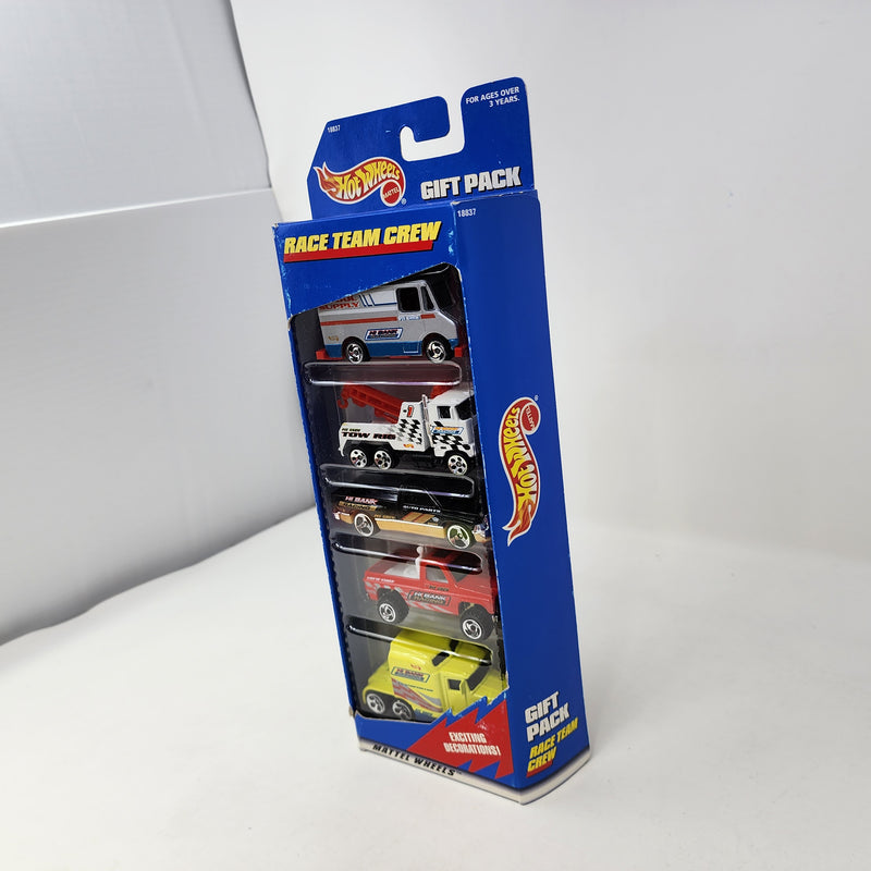 Race Team Crew * 5 Pack * Hot Wheels Gift Pack
