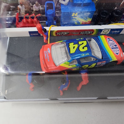 Jeff Gordon #24 Dupont * Pit Row Series Winner's Circle Nascar