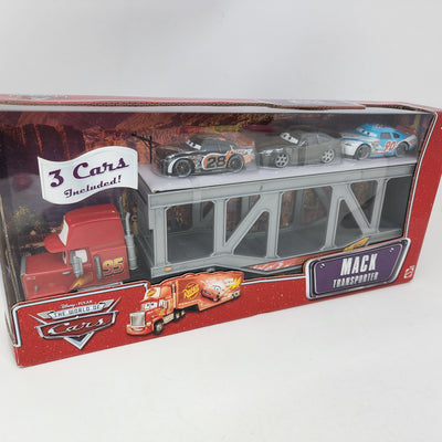 Mack Transporter * Disney Pixar CARS New Sealed in Box
