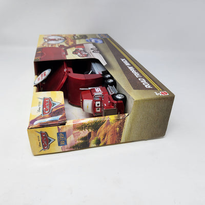 Road Trippin Mack * Disney Pixar CARS New Sealed in Box