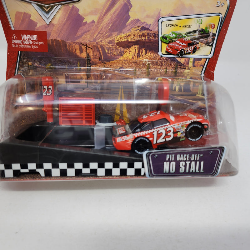 No Stall Pit Row Race-Off * Disney Pixar The World of CARS