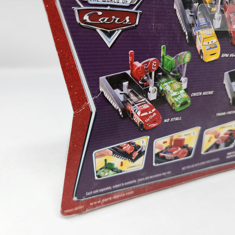 No Stall Pit Row Race-Off * Disney Pixar The World of CARS
