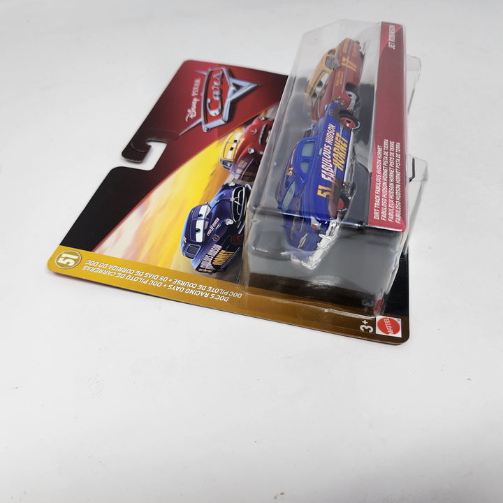 キュージョン　ディズニー　セット　スクルージ、カンガ&ルー　etc Dirt Track Hudson & Jet Robinson * 2-Pack * Disney Pixar Cars