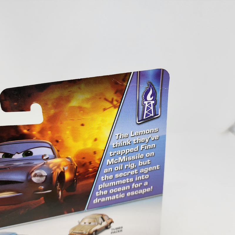 Finn McMissile with Breather Oil Rig Getaway * Disney Pixar CARS * Deluxe Series