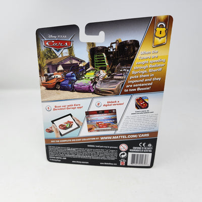 Bessie Sheriff's Impound Lot * Disney Pixar CARS * Deluxe Series