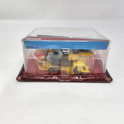 Bessie Sheriff's Impound Lot * Disney Pixar CARS * Deluxe Series