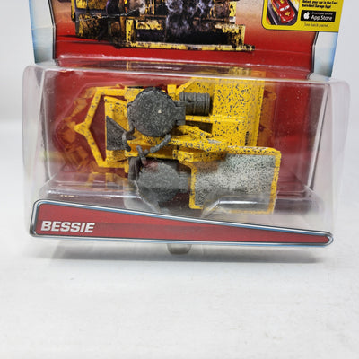 Bessie Sheriff's Impound Lot * Disney Pixar CARS * Deluxe Series