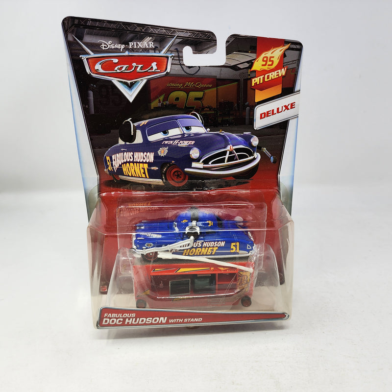 Fabulous Doc Hudson with Stand Pit Crew * Disney Pixar CARS * Deluxe