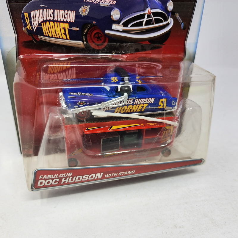 Fabulous Doc Hudson with Stand Pit Crew * Disney Pixar CARS * Deluxe