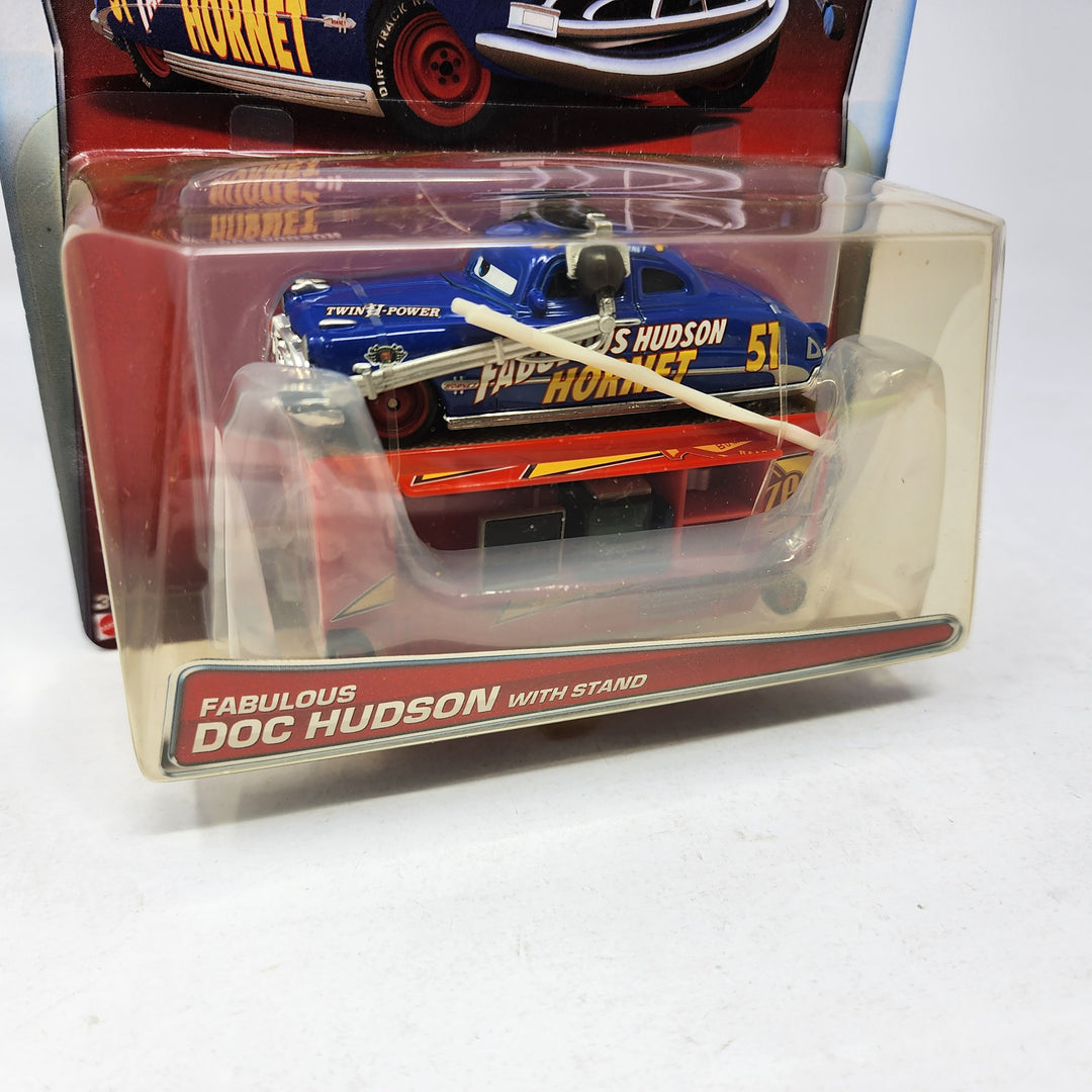 Fabulous Doc Hudson with Stand Pit Crew * Disney Pixar CARS