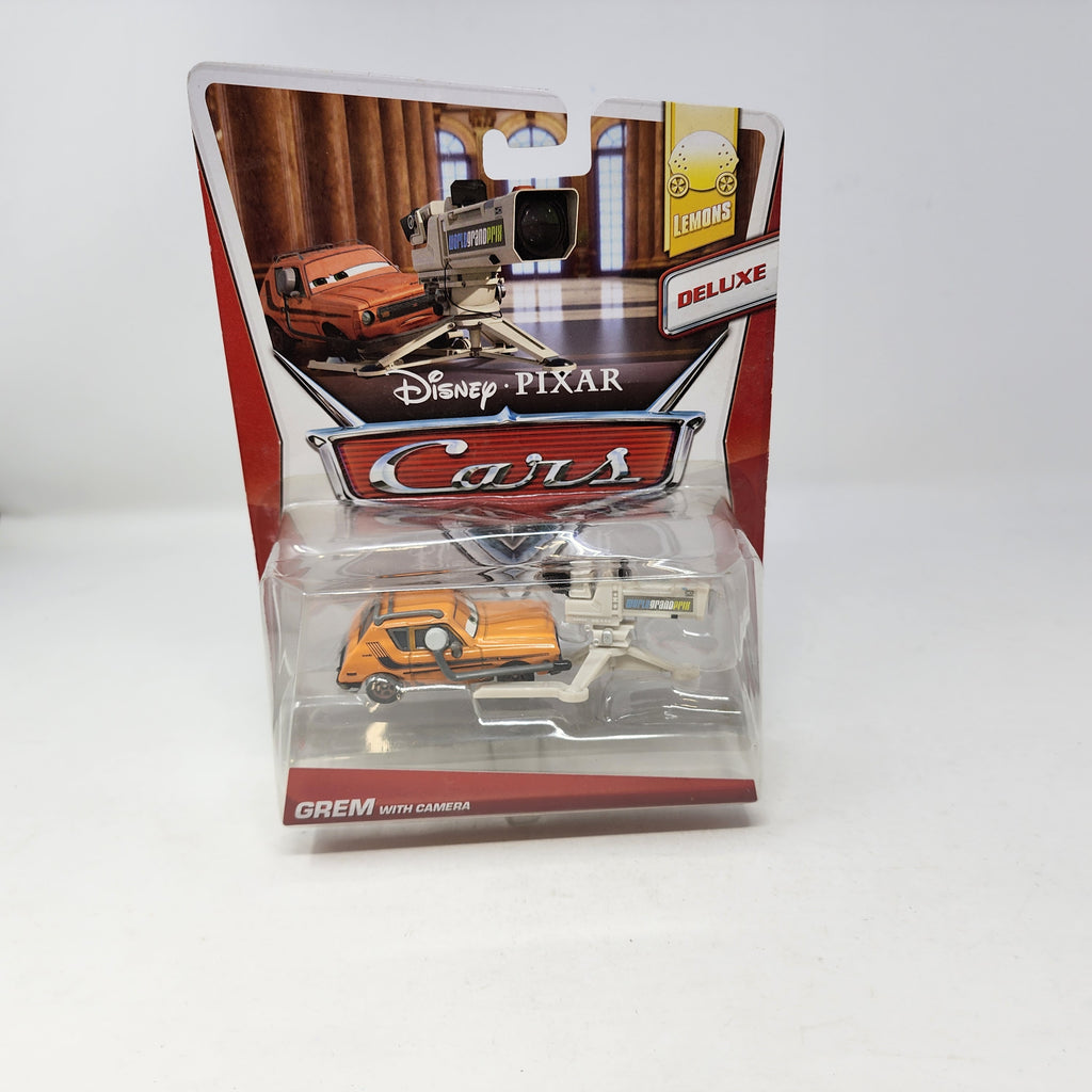 Grem with Camara * Disney Pixar CARS * Deluxe – Wheelcollectors LLC
