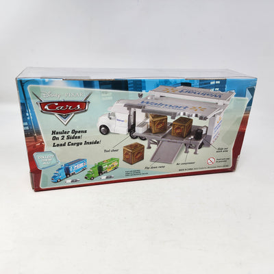 Wally Hauler Walmart Exclusive * Disney Pixar CARS