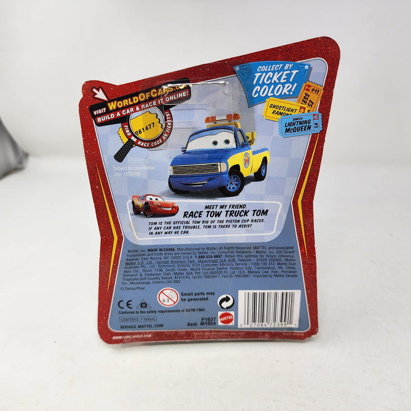 Chuck Manifold 86 * Disney Pixar The World of CARS * Race O Rama
