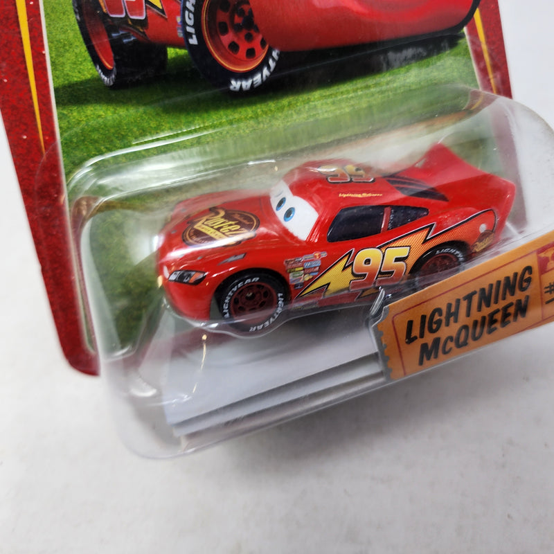 Lightning McQueen 1 * Disney Pixar The World of CARS * Race O Rama