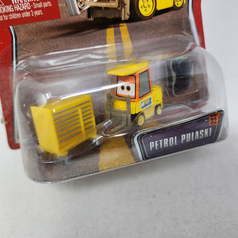 Petrol Pulaski 32 * Disney Pixar The World of CARS