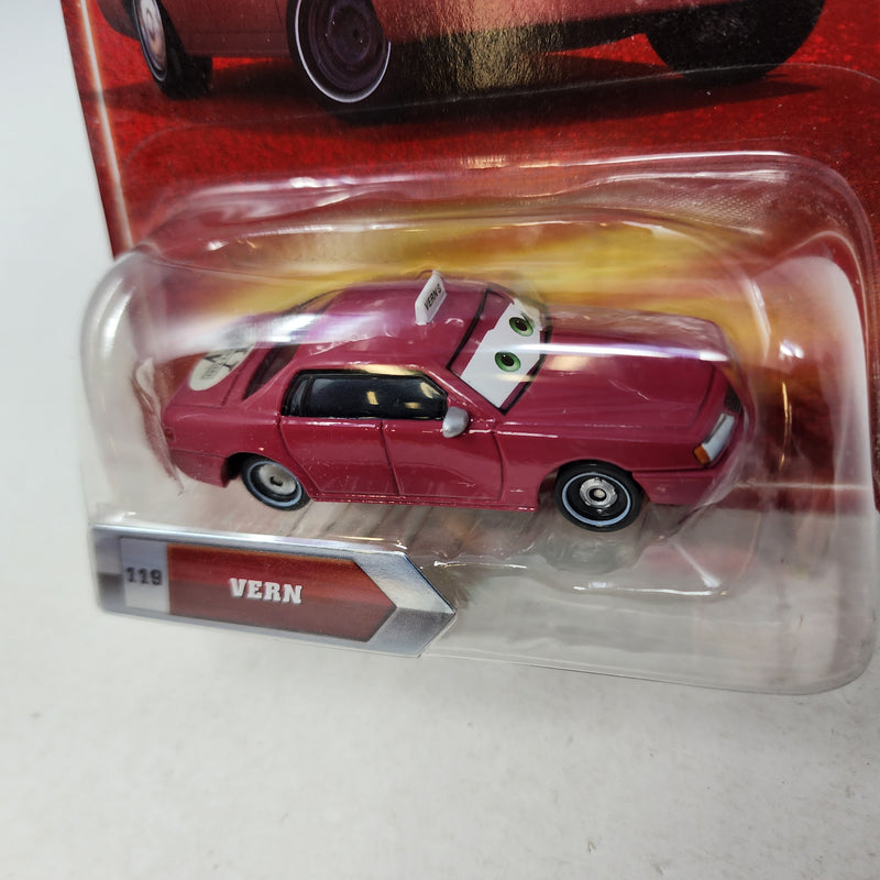 Vern 119 * Disney Pixar The World of CARS * Final Lap Collection