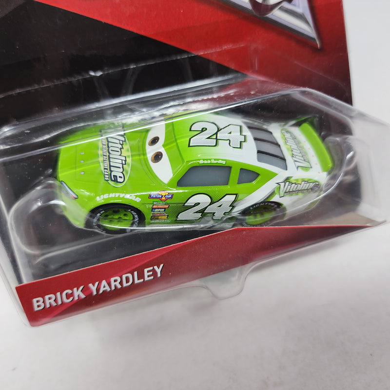 Brick Yardley * Disney Pixar CARS 3