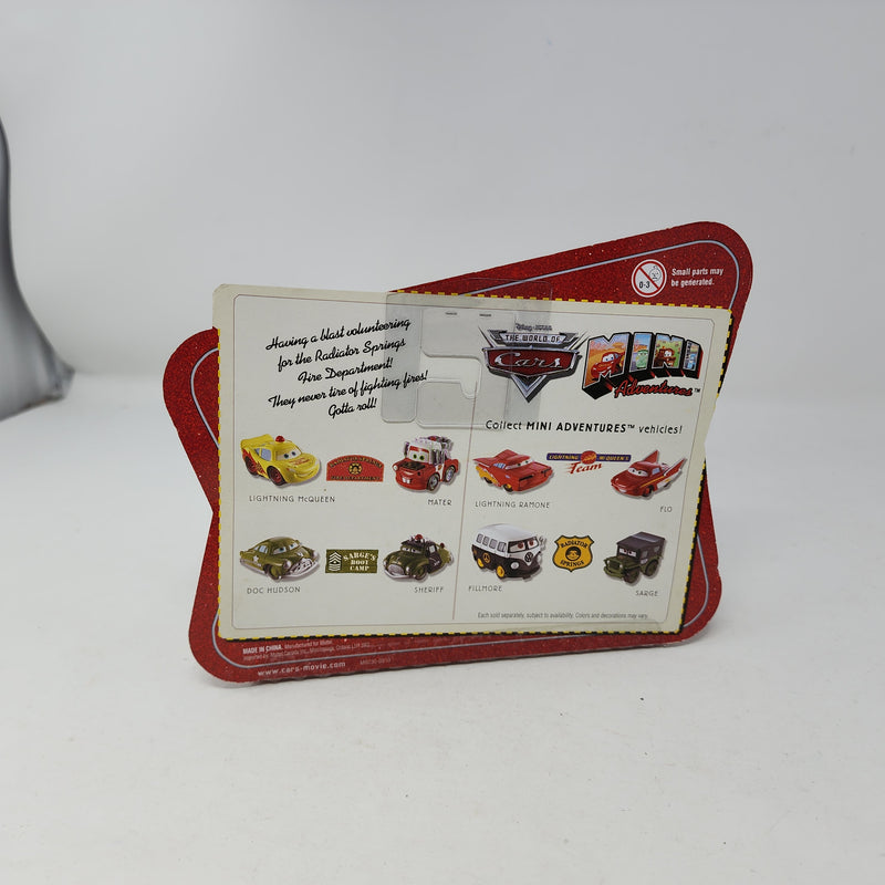 McQueen & Mater *  Radiator Springs Fire * Disney Pixar The World of CARS Mini Adventures
