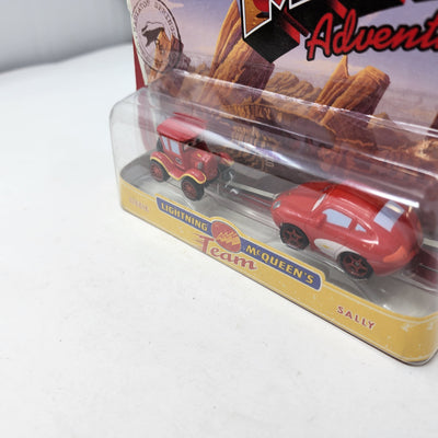 Sally & McQueen *  McQueen's Team * Disney Pixar The World of CARS Mini Adventures