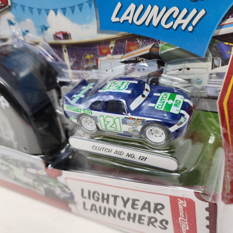 Clutch Aid No. 121 * Disney Pixar The World of CARS