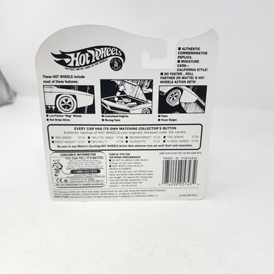 Classic Nomad * Hot Wheels Replica Button Car Series