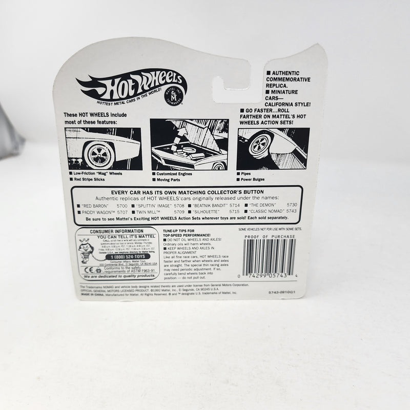 Classic Nomad * Hot Wheels Replica Button Car Series