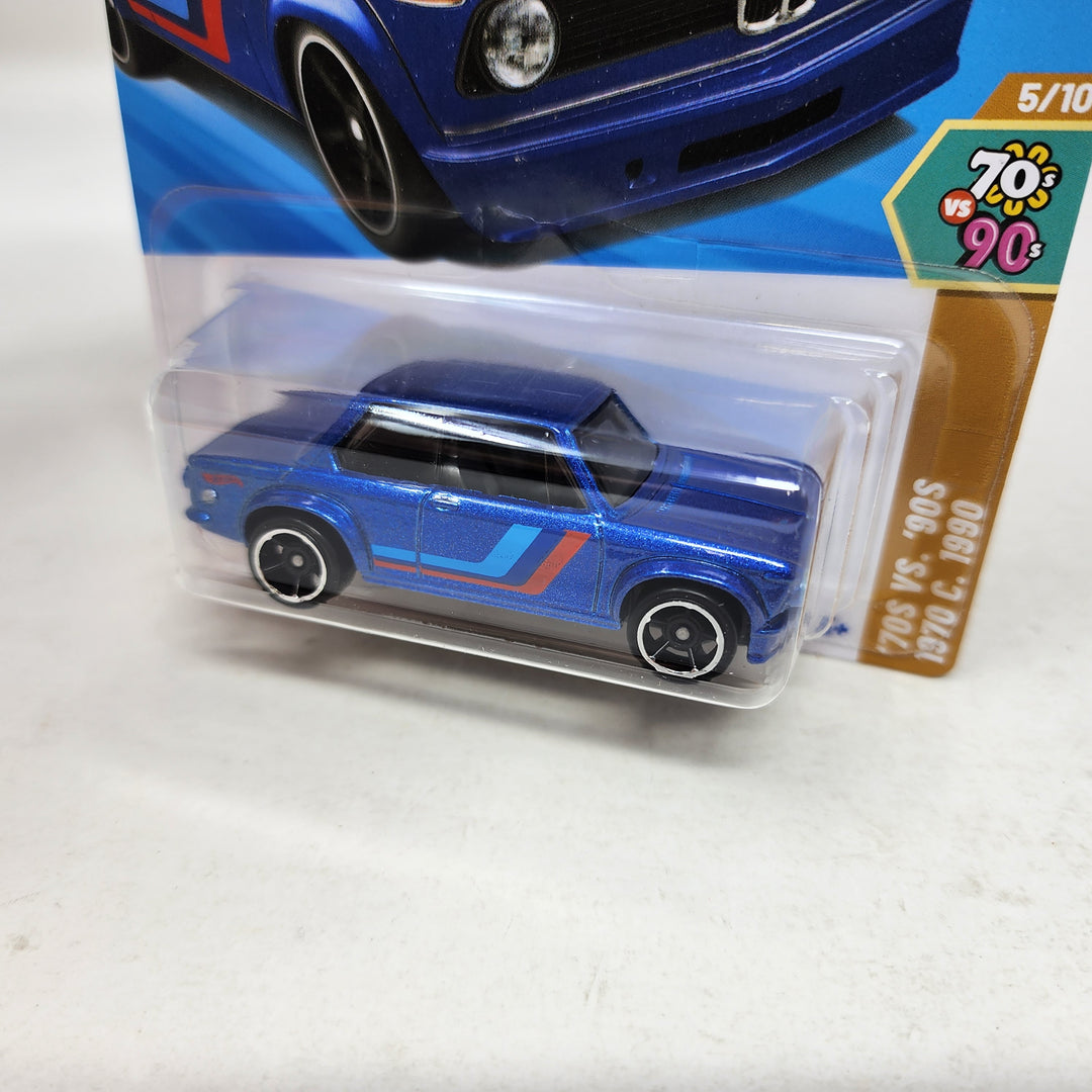 BMW 2002 #77 * BLUE * 2025 Hot Wheels NEW! N Case