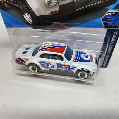 Jaguar XJC V12 Coupe #238 * White * 2025 Hot Wheels  NEW! N Case