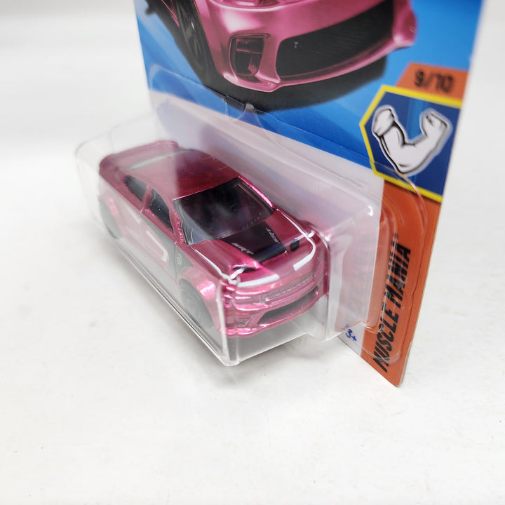 Hot Wheels 1/64 2020 Super Treasure Hunt – Dodge Challenger SRT – Doré + Mainline