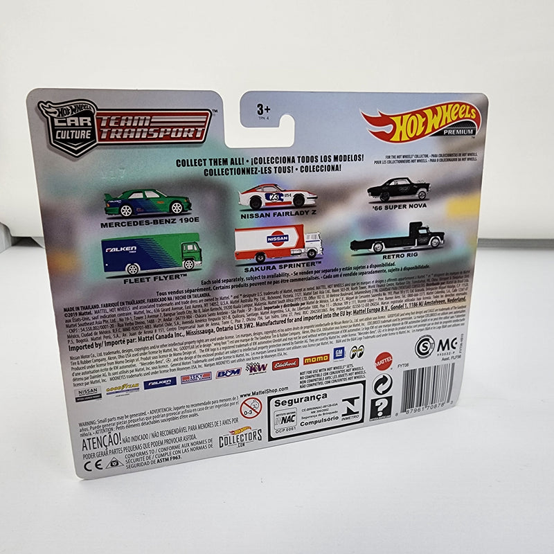 Mercedes-Benz 190E & Fleet Flyer 