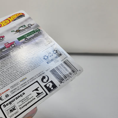 Corvette Stingray & Fleet Flyer #24 * Hot Wheels Team Transport Car Culture