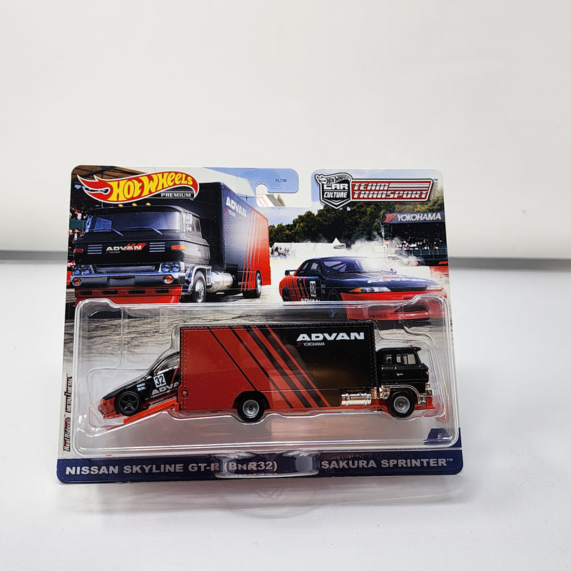 Nissan Skyline GT-R BNR32 & Sakura ADVAN * Hot Wheels Team