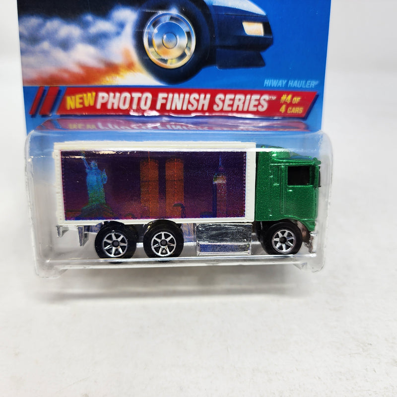 Hiway Hauler NYC Twin Towers * Hot Wheels Blue Card