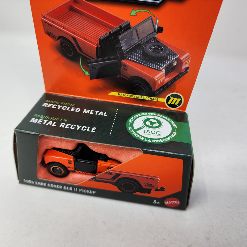 1965 Land Rover GEN II * SUPER CHASE * * 2025 Matchbox Moving Parts Case H