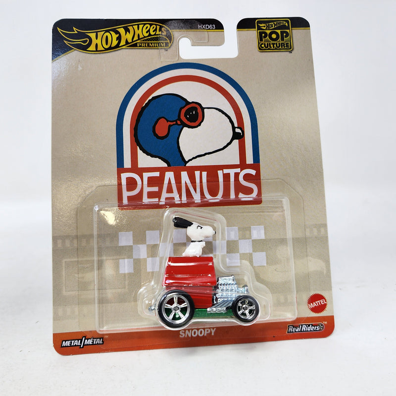 Snoopy Peanuts * 2025 Hot Wheels Premium Pop Culture Case M