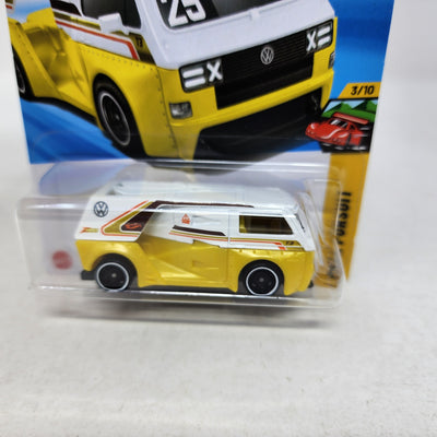 VW T3 Custom #200 * White/Yellow * 2025 Hot Wheels  NEW! Case Q
