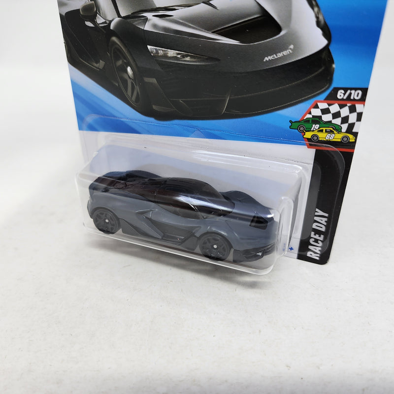 McLaren W1 