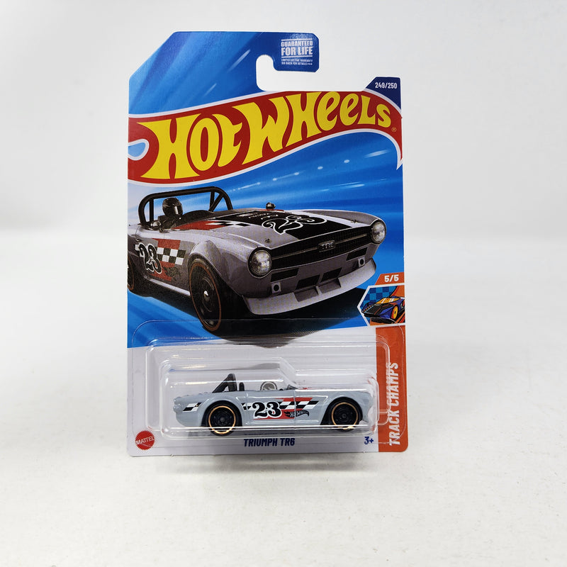 Triumph TR6 